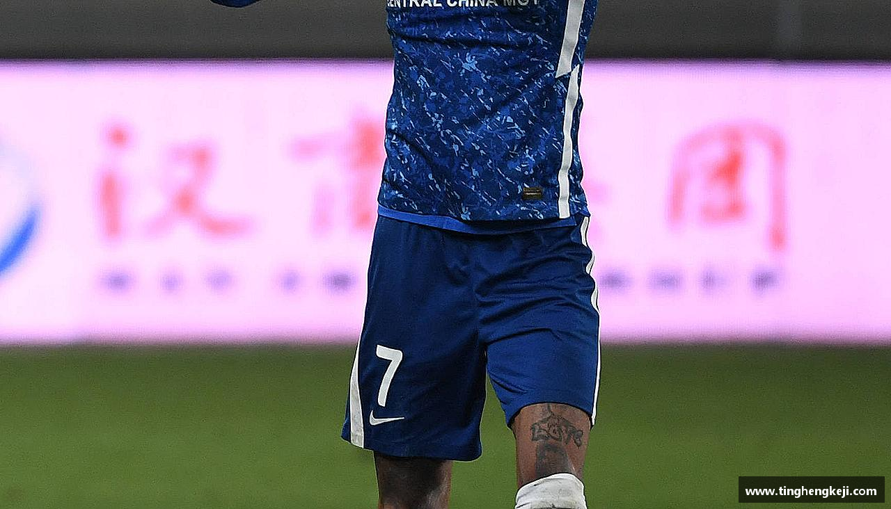 yy体育拼尽全力，超越自我！